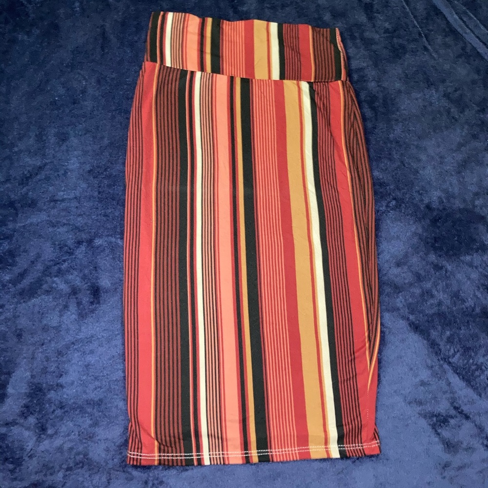 Rainbow pencil skirt, reds/creams colors, knee length, cotton material, size sm